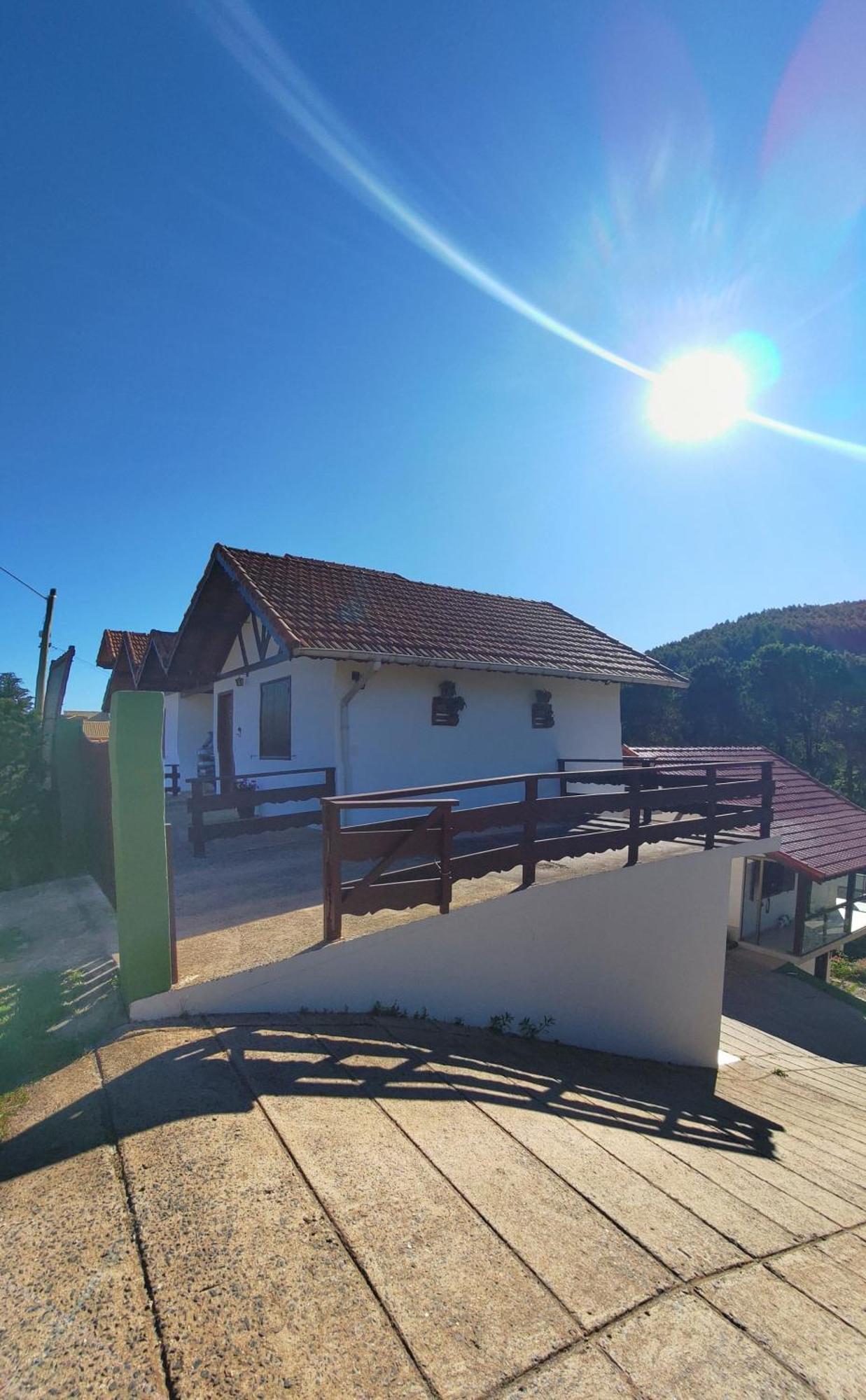 Chales Leopoldo Em Monte Verde Exteriör bild